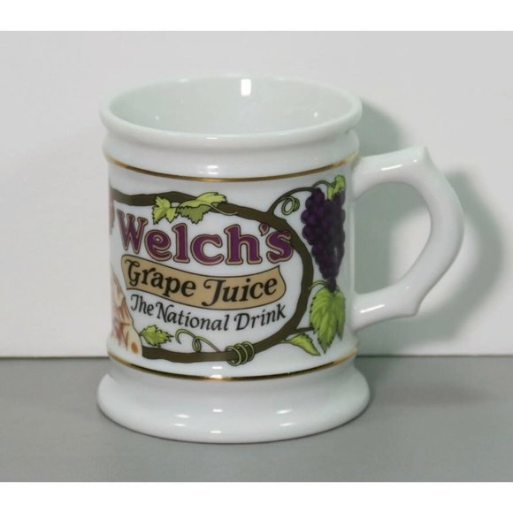 One Franklin Mint The Corner Store Welch’s Grape Juice Mug 1985 - Picture 1 of 5